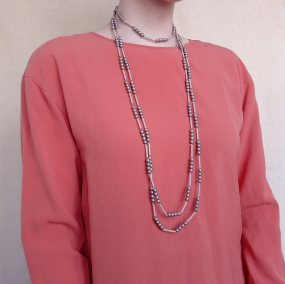 Beaded tan necklace - Picture 2 of 8